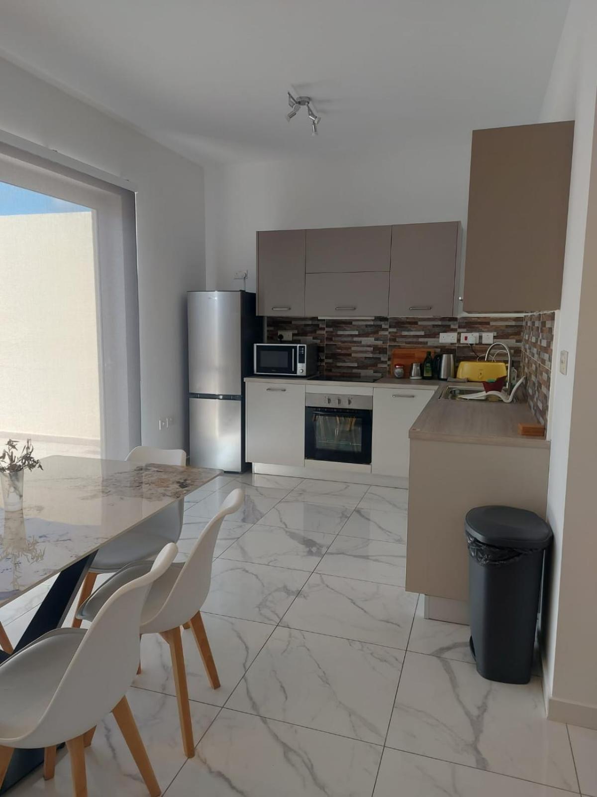Central Apartment In Swieqi Is-Swieqi 외부 사진